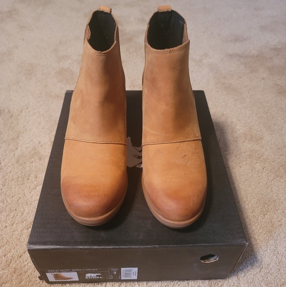 Sorel Shoes - SOREL Wedge Chelsea Boots